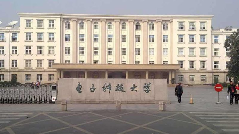 解码电子元器件参数，揭秘价格背后的秘密**